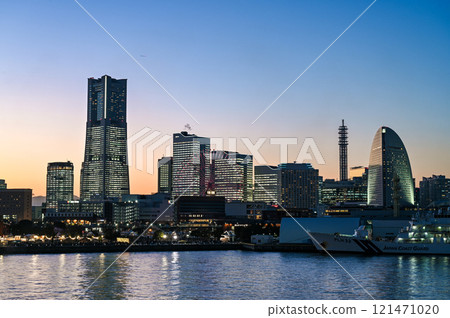 燈火通明的橫濱港未來 121471020