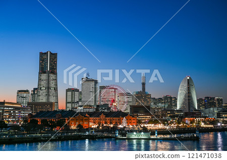 燈火通明的橫濱港未來 燈火通明的橫濱港未來 121471038