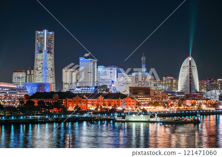 Yokohama Minato Mirai with the entire building lit up 121471060