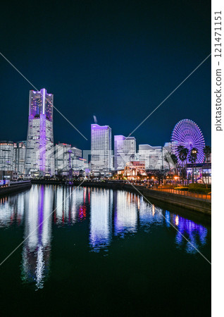 Night view of Yokohama Minato Mirai Night view of Yokohama Minato Mirai 121471151