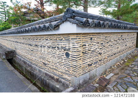 京都市北區大德寺的古老土牆，其圖案由來自大德寺的舊瓷磚製成 121472188