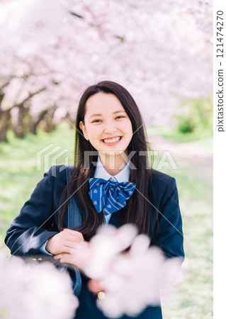 Sakura and school girls 121474270