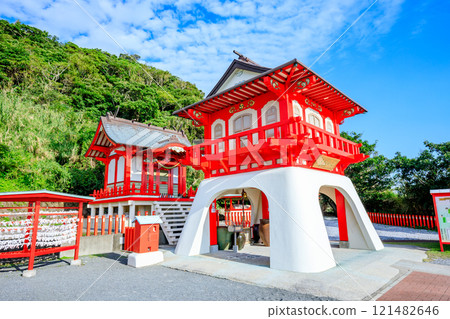 Autumn at Ryugu Shrine, Ibusuki City, Kagoshima Prefecture 121482646