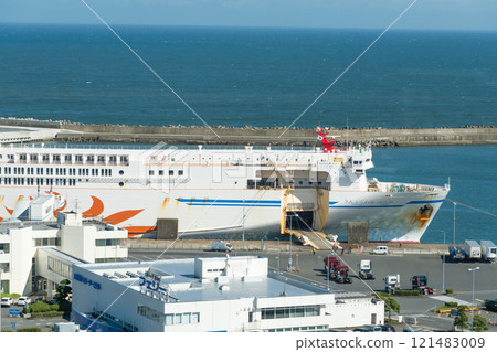 [Sanfurawa Furano anchored at Oarai Port] 121483009