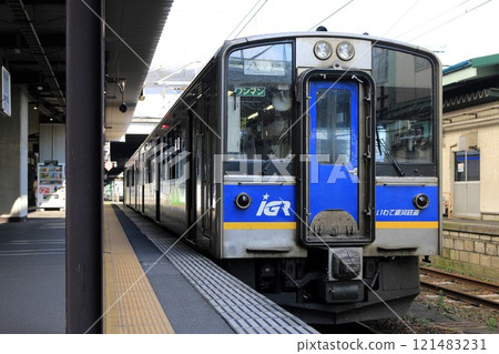 [IGR Iwate Galaxy Railway] IGR7000 series (Iwate Galaxy Railway Line: Morioka Station) 121483231