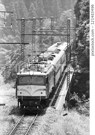 The trolley family train running on the Iida Line The trolley family train running on the Iida Line 121483496