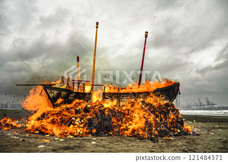 The burning of the king boat 121484371