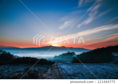 在赤城山的日出 在赤城山的日出 121484775