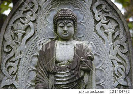 Aksho Nyorai of Shofukuji Temple on Mount Kongo [Traditional Image] 121484782