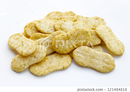 Japanese rice crackers with nori seaweed 121484818