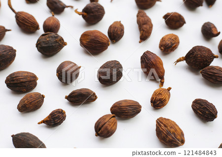 Black Cardamom or Greater Cardamom Black Cardamom or Greater Cardamom 121484843