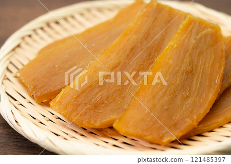 美味乾地瓜的特寫鏡頭 121485397