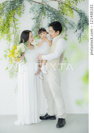 Family photo Family photo 121486181