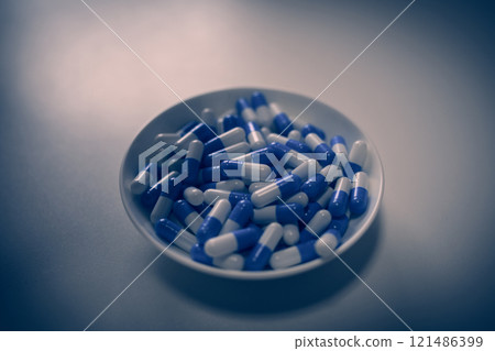 Overdose, OD image, taking large amounts of drugs, drug overdose, stress, depression, young people, social issues 121486399