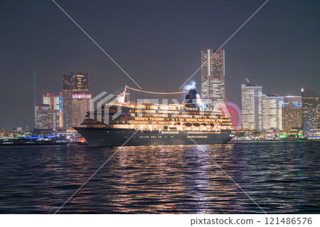 [神奈川縣]豪華遊輪出發與橫濱夜景 121486576