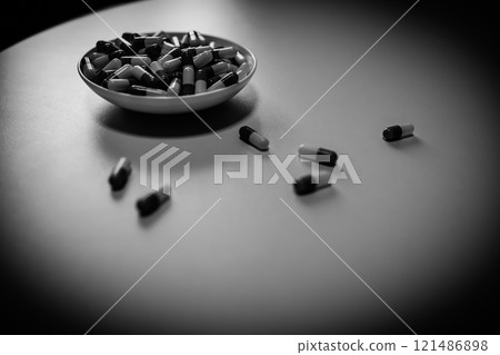 Overdose, OD image, taking large amounts of drugs, drug overdose, stress, depression, young people, social issues 121486898