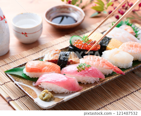 Nigiri sushi 121487532