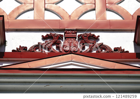 The Great Guest House, red dome roof, decoration under the eaves 121489259