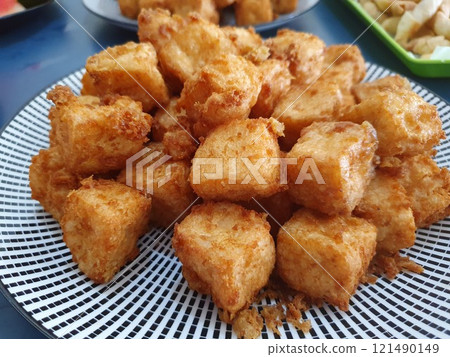 deep fried chicken nuggets at street food deep fried chicken nuggets at street food 121490149
