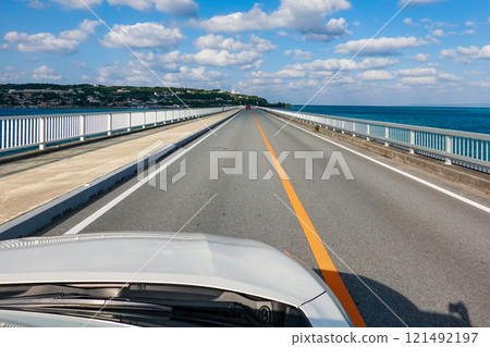 Kouri Bridge connecting the main island of Okinawa to Kouri Island 121492197
