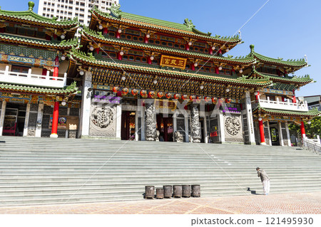 Building view of the Sunfong (Sanfeng) Temple in Kaohsiung, Taiwan, enshrined to the Neza (also known as Marshal of the Central Altar). Building view of the Sunfong (Sanfeng) Temple in Kaohsiung, Taiwan, enshrined to the Neza (also known as Marshal of the Central Altar). 121495930