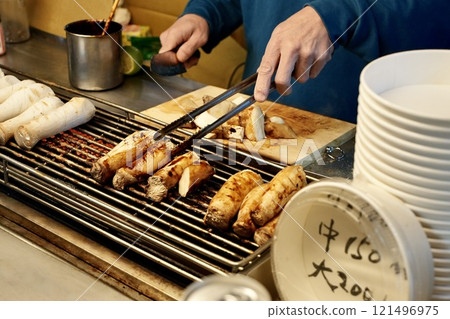 Taiwan night market, food stall image, grilled king oyster mushroom 121496975