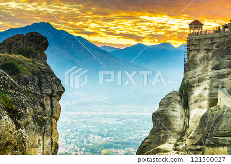 Sunset over Varlaam monastery in Meteora, Greece 121500027