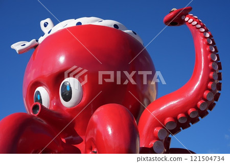 Octopus monument on Himaka Island 121504734