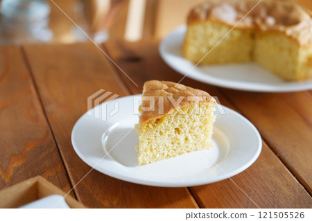 sponge cake sponge cake 121505526