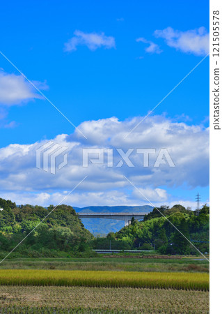 Rural scenery along the Usune River in early autumn, with the Kan'etsu Expressway in the distance, Numata City Rural scenery along the Usune River in early autumn, with the Kan'etsu Expressway in the distance, Numata City 121505578