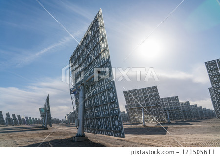Molten salt tower type solar power plant 121505611