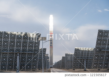 熔鹽塔式太陽能發電廠 熔鹽塔式太陽能發電廠 121505617