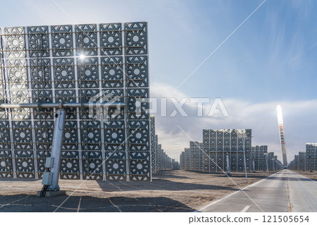 熔鹽塔式太陽能發電廠 121505654