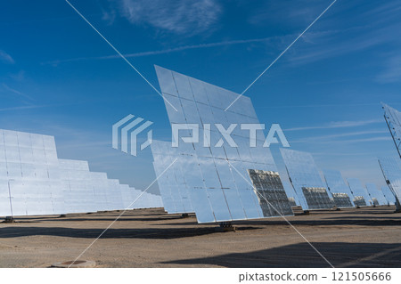 熔鹽塔式太陽能發電廠 熔鹽塔式太陽能發電廠 121505666