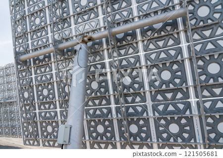 Molten salt tower type solar power plant 121505681