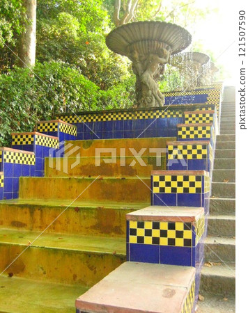 Fountain in Montjuic Park, Barcelona 121507590