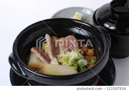 鴨蔥飯煲 121507816