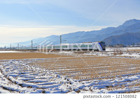 大ito線特急Azusa冬季前往北阿爾卑斯山腳 121508082