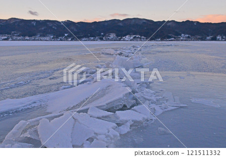 God transit of Lake Suwa God transit of Lake Suwa 121511332