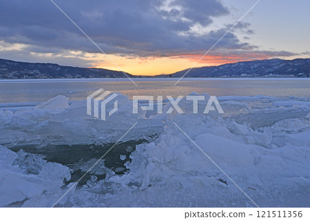 Su訪湖的上帝過境 Su訪湖的上帝過境 121511356