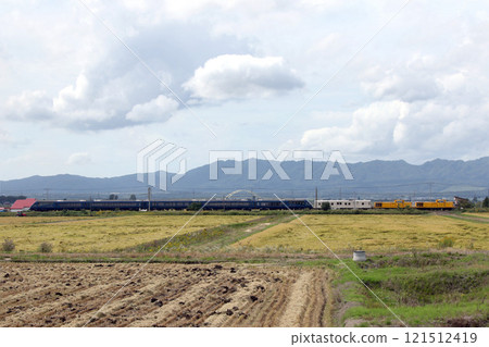 THE ROYAL EXPRESS 北海道以豐收的季節為目標 稚內 THE ROYAL EXPRESS THE ROYAL EXPRESS 北海道以豐收的季節為目標 稚內 THE ROYAL EXPRESS 121512419