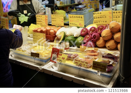 Taiwan night market stall image "Tropical fruit juice" Taiwan night market stall image "Tropical fruit juice" 121513986