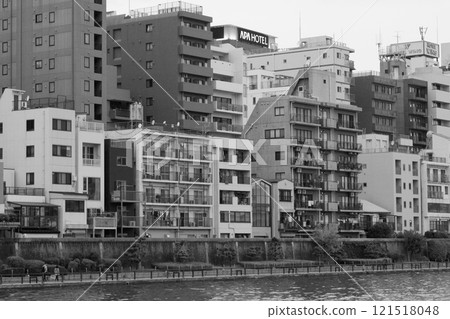 從水上巴士欣賞隅田川沿岸的風景 從水上巴士欣賞隅田川沿岸的風景 121518048