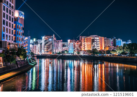 Night view of Nakagawa River in Nakasu, Hakata Ward 121519601