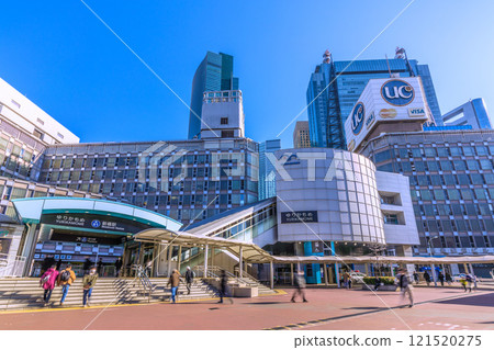 Tokyo cityscape in Japan: Towards a new era... Yurikamome's Shinbashi Station and the buildings of Shiodome, etc. (26th) 121520275