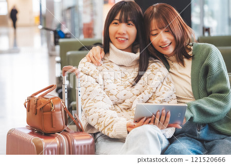 Image of girls excited before leaving on a trip 121520666