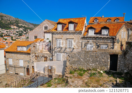 A beautiful view of Dubrovnik from the city walls 121520771
