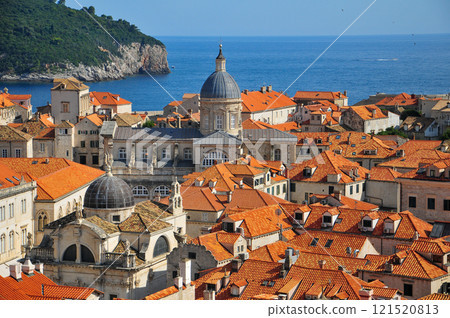 從城牆上欣賞杜布羅夫尼克的美景 121520813