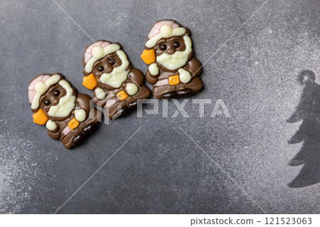Christmas chocolates. Chocolate Santa Claus. Christmas chocolates. Chocolate Santa Claus. 121523063