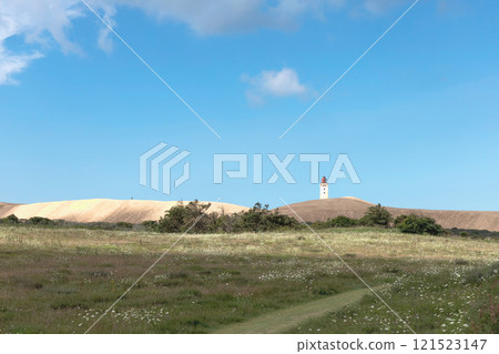 Rubjerg Knude Lighthouse on the coast of the North Sea in the Jutland in northern Denmark. 121523147